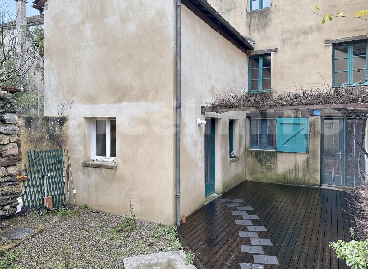 Appartement 3 Pièce(s) ISPAGNAC