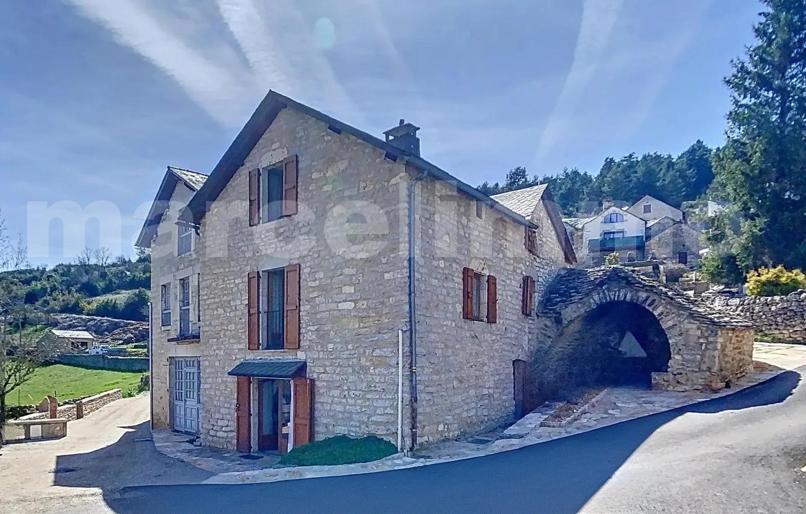 Maison 5 Pièce(s) LAVAL-DU-TARN