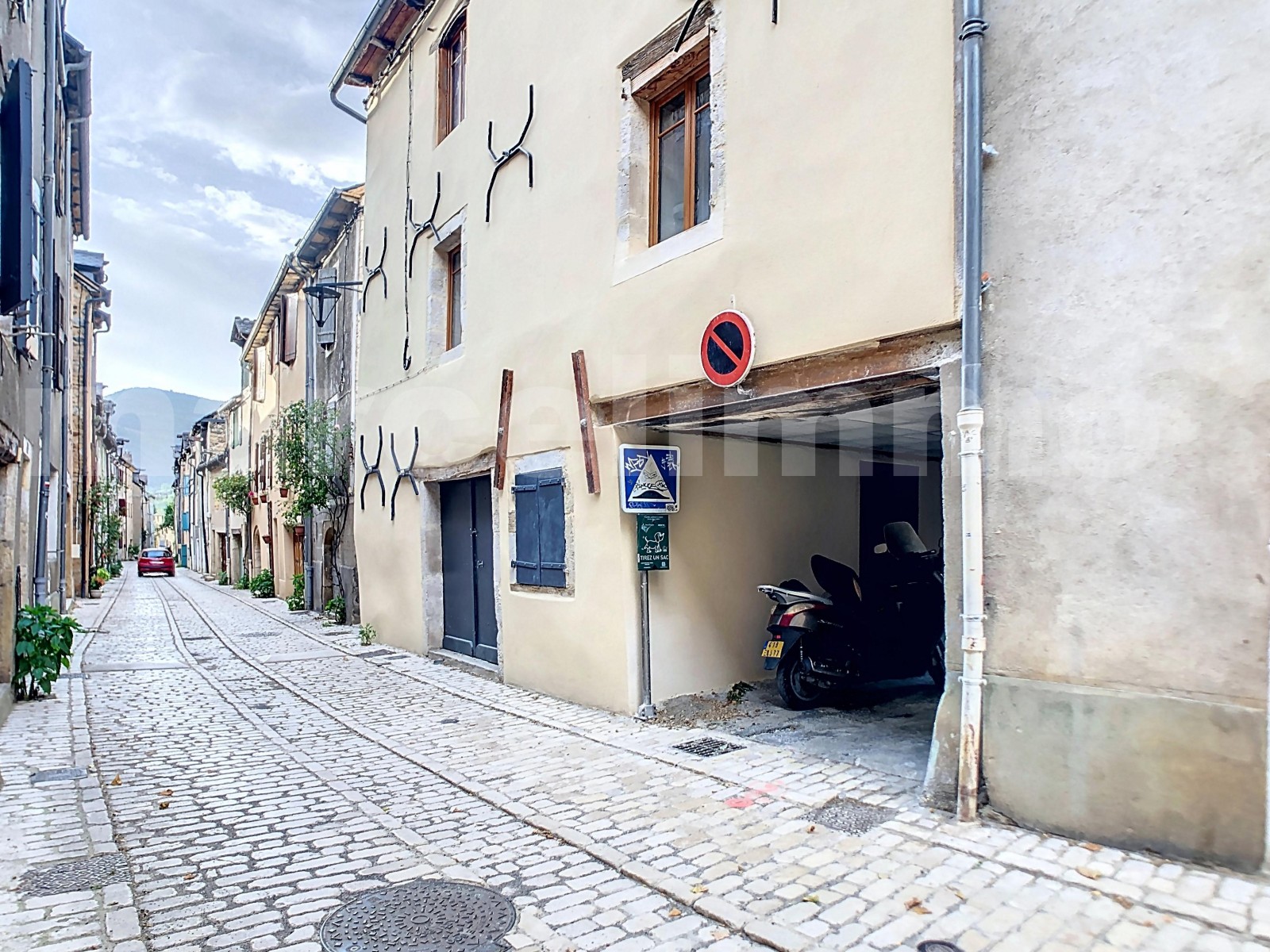 Maison 5 Pièce(s) ISPAGNAC